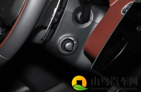 路虎这一回把价格打得噼里啪啦响 中国车商们都在打鼓算账-1