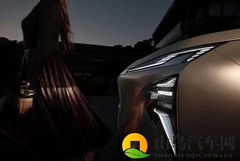 插混纯电到底怎么选？至境世家PHEV续航180公里，EV版长达632公里-3