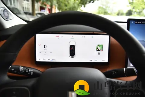 带全家人深度体验深蓝S09与魏牌蓝山，到底哪款更值得买？-1