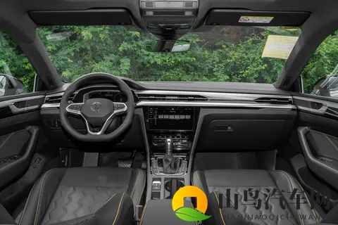 大众 CC 选买：炫目版 vs 夺目版差 18 万咋选？-3