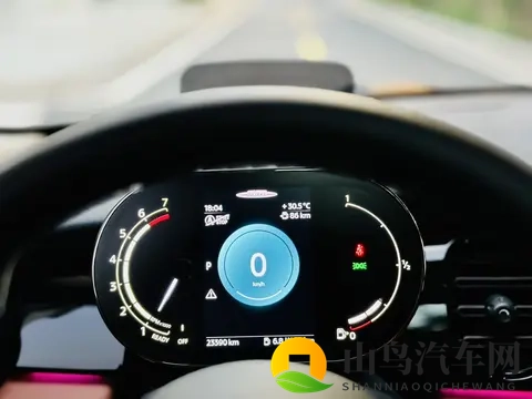 23年MINI COOPER S，准新艺术座驾，20万出头个性之选！-3