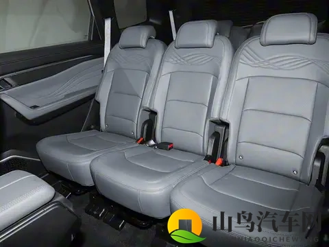 新款吉利豪越L实车到店，外观很大气，5_6_7座布局，价格或下探-3