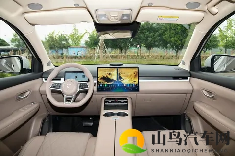 第三代蓝电 E5 PLUS来降维打击了，这次是12万级的插混SUV-2