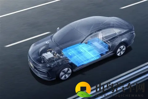 车企冤吗!新能源车频发起火爆燃 用户维权难:绝非谁造电池谁负责-1