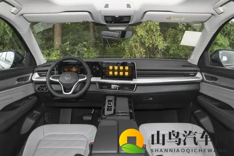 好色先生tv污：智能驾驶技术革新，引领未来出行新趋势-3