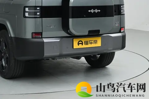 方程豹钛7:不搞花里胡哨的功能,解决家庭用车的麻烦-3