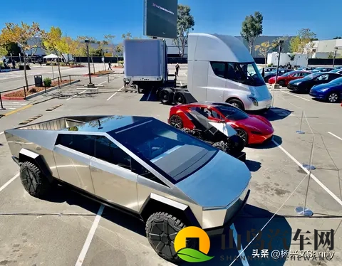 未来汽车中国汽车卷什么卷？要“卷服务，而不卷平台”！-1