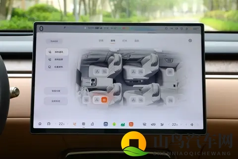 乐道L90：纯电+换电+超大前备舱，挑战家庭SUV格局？-3