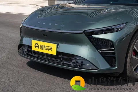 11 月购车好时机！2025 款星纪元 ES 实力圈粉，这波福利别错过-1