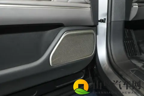 蔚来ET9:重新定义行政旗舰,豪华与实用的双向奔赴,宜商宜家-1