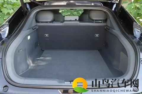 37秒破百+1308km续航，东风奕派eπ007+的实力如何-3