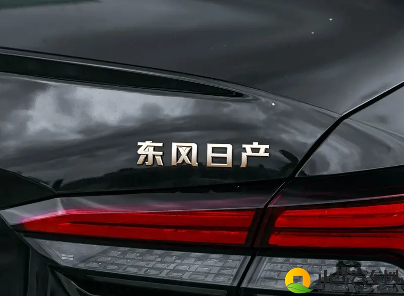 搭载鸿蒙座舱，新款天籁外观同步升级，预计售价16-18万-1