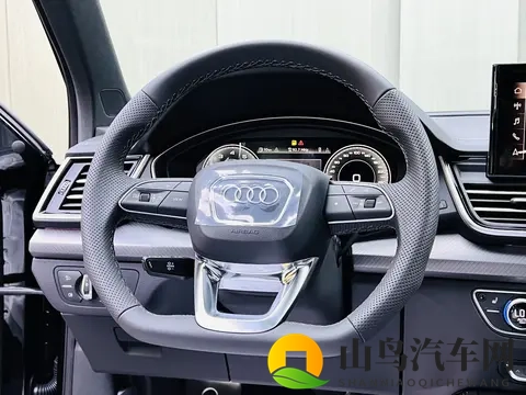 30万拿下准新奥迪Q5L，体验7秒破百的豪华驾驭！-1