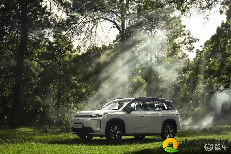 埃安i60双动力家用车,1048万起-1