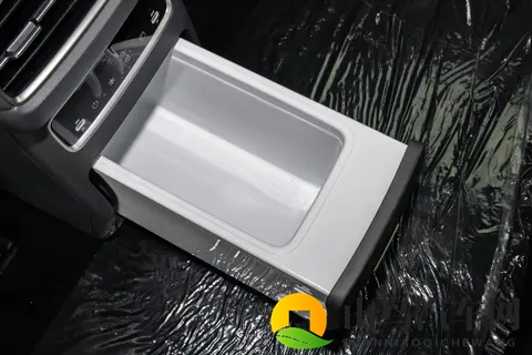 东风奕派2026款五座版试驾：适合家庭出行的用车氛围-1