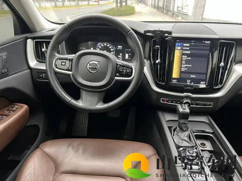 11万多拿下北欧豪华SUV，2019款一手沃尔沃XC60-3