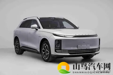 纯电_增程可选，分体式头灯，零跑C16同级，星途ET7实车曝光-2