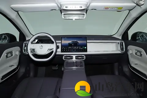 零跑B01激光雷达版,550km续航+激光雷达,售价1138万,值得一看-3