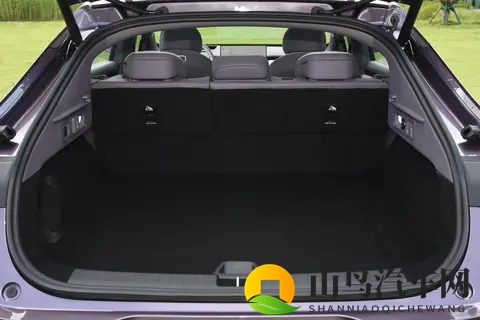 腾势N8L对决问界M8 三电与智能谁更重要?-1