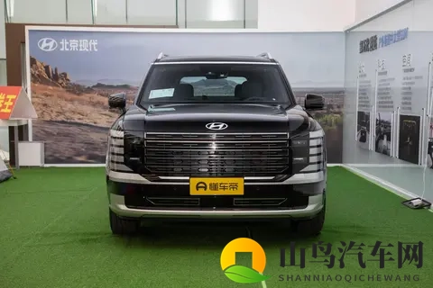 被称 “韩国大揽胜”!帕里斯帝实测:过坎不颠,第三排不挤人-1