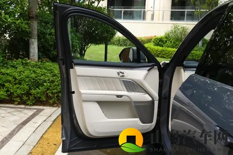 乐道L90：为家庭而生的大空间智能纯电SUV深度体验-1