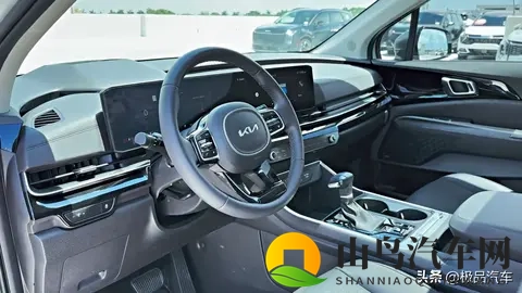 海外267万起售!升级35升V6动力,2026款起亚嘉华亮相-3