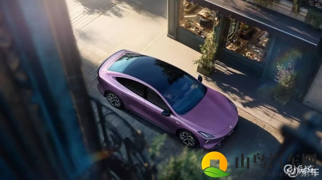 大象影视传媒ceo入口门户官网：汽车未来趋势：新能源汽车与智能驾驶技术崛起-1