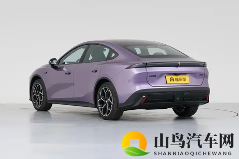 1399 万起，中型纯电轿车，全系标配激光雷达，试驾深蓝 L06-1