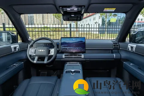 不止于家用，方程豹钛7 2025款 190KM四驱Max版的多元生活探索-3