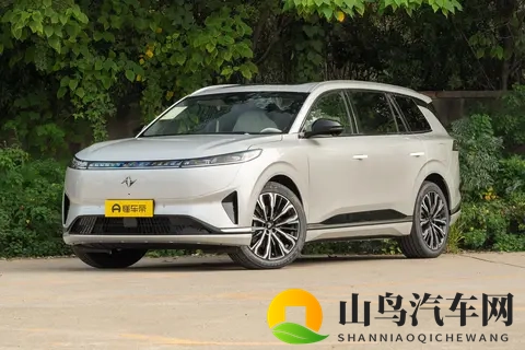 试驾eπ008五座版:让全家人都满意的家用车,到底什么样?-2