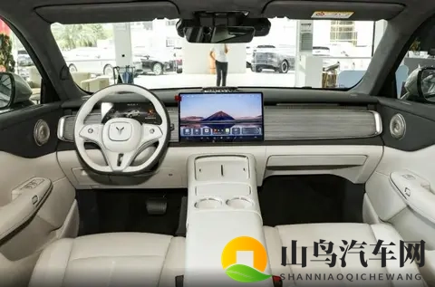 纯电SUV新选择，用料扎实不输Model Y，配华为乾崑ADS驾驶辅助-3