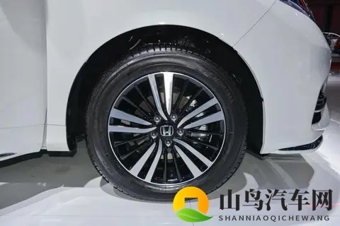 与寡妇进行按摩游戏：为遗孀提供舒缓服务-1