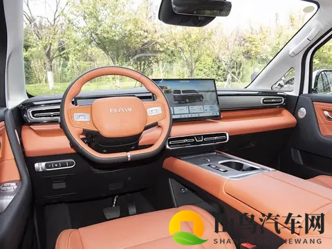 家用商务两不误！北汽全新MPV要来了，车长超5米3，最多容纳9个人-2