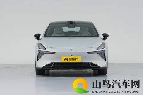 标配激光雷达!深蓝L06 156英寸旋转屏+180km纯电续航-3