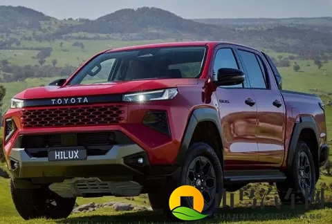 丰田全新HiLux震撼亮相：双动力版本引领市场新风向-1