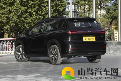 埃安i60增程版初探:均衡表现下的家用新选择-1