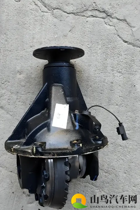 什么是差速锁，有什么用途？2025越野实测+购车避坑新手一看就懂-3