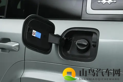 家用SUV怎么选？这款科技大空间SUV，可以看看！-1