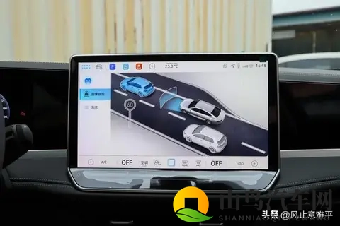 2026款大众迈腾B9实车亮相-3