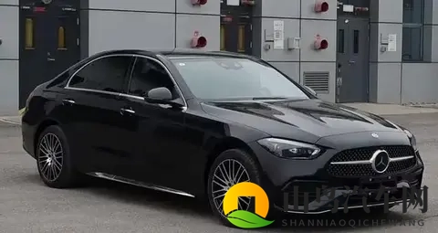 全新奔驰C级确认上20T，小改款先“补能”，改款2026年同步首发-2