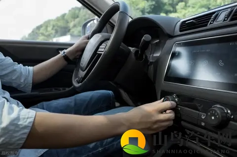 冬季汽车保养全攻略：燃油车与新能源车的过冬秘籍-2