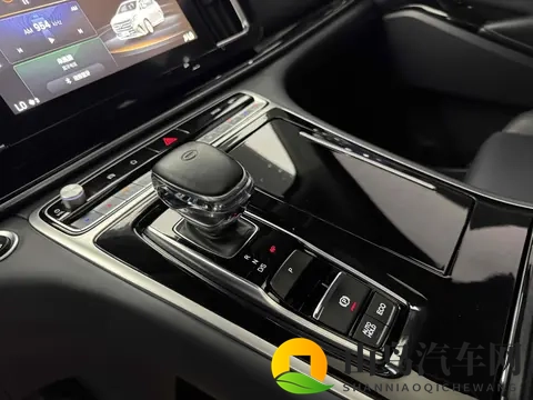 23款传祺M8,一手车源5万公里,宜商宜家,省下大几万!-1