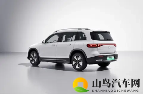 一奔驰EQB350自燃导致五车损毁，起火原因鉴定为蓄电池热失控-3