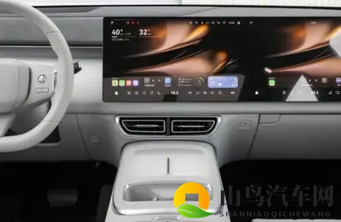 深蓝S09六座SUV体验:家庭出行更舒适?空间与智能表现给出答案-2