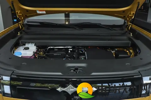 带娃全家游，为什么我会推荐方程豹钛7？这几点让我真香-3