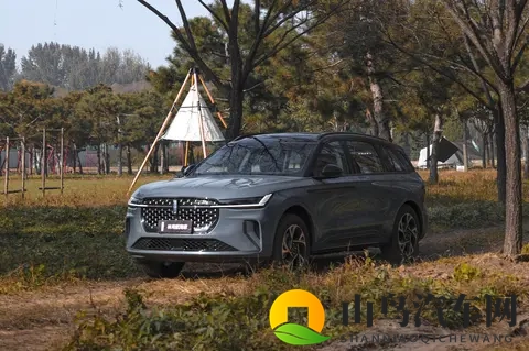 黄色软件网站下载：智能驾驶兴起，安全出行新篇章-3