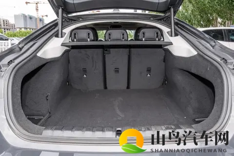 宝马 4 系全系配置拆解！425i_430i_M440i 怎么选？看完不踩坑-1