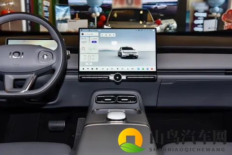 不只性价比！长安启源 A06 上市：大空间 + 高舒适，家庭出行超从容-3