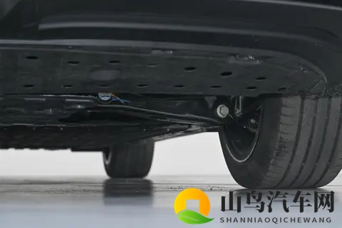 后驱+540度全景影像，配激光雷达，续航560km，推荐深蓝L06-3