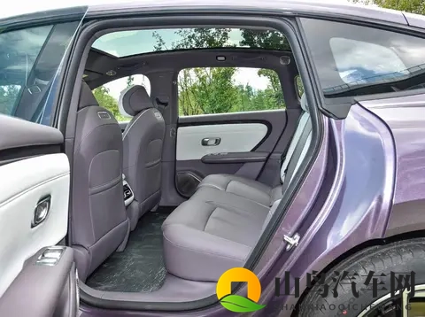 长安启源A06正式上市!1099万起,800V快充+激光雷达引爆价格战-2